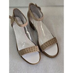 Koolaburra by Ugg Amphora Taupe Studded Leather Ankle Strap Bellen Sandals 10